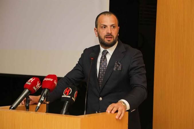 Murat Ekşi.